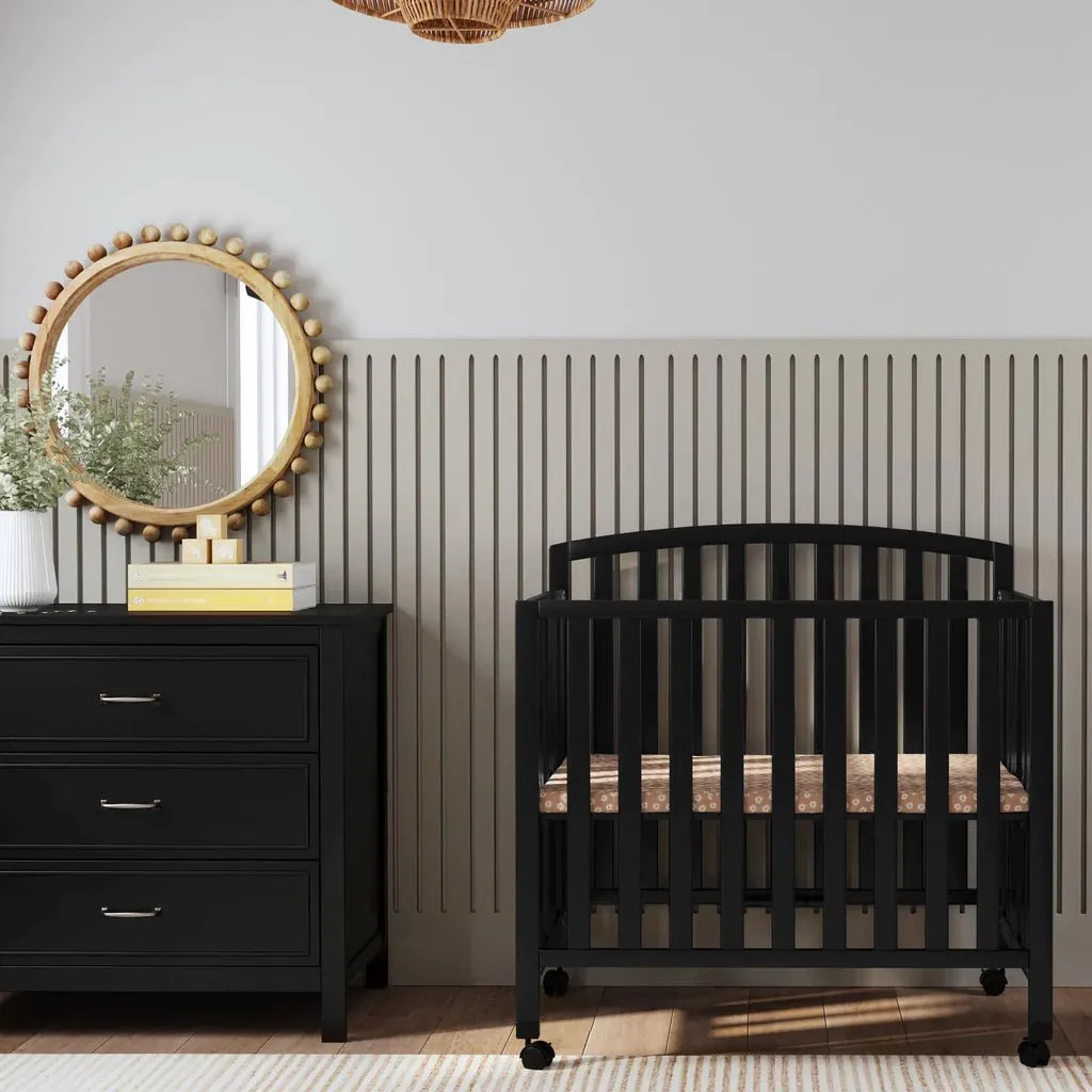 DaVinci - Dylan Folding Portable 3-in-1 Mini Crib and Twin Bed