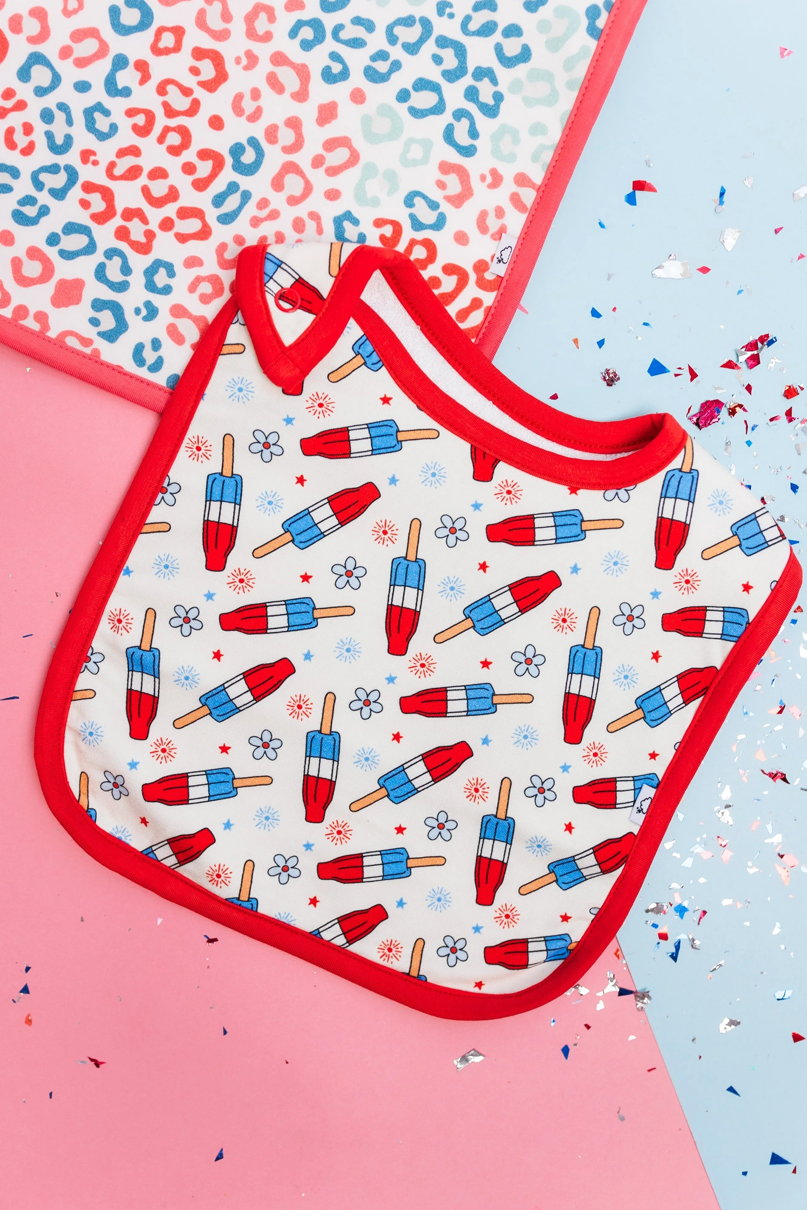 EXCLUSIVE FREEDOM BLOOMS DREAM BABY BIB (PACK)
