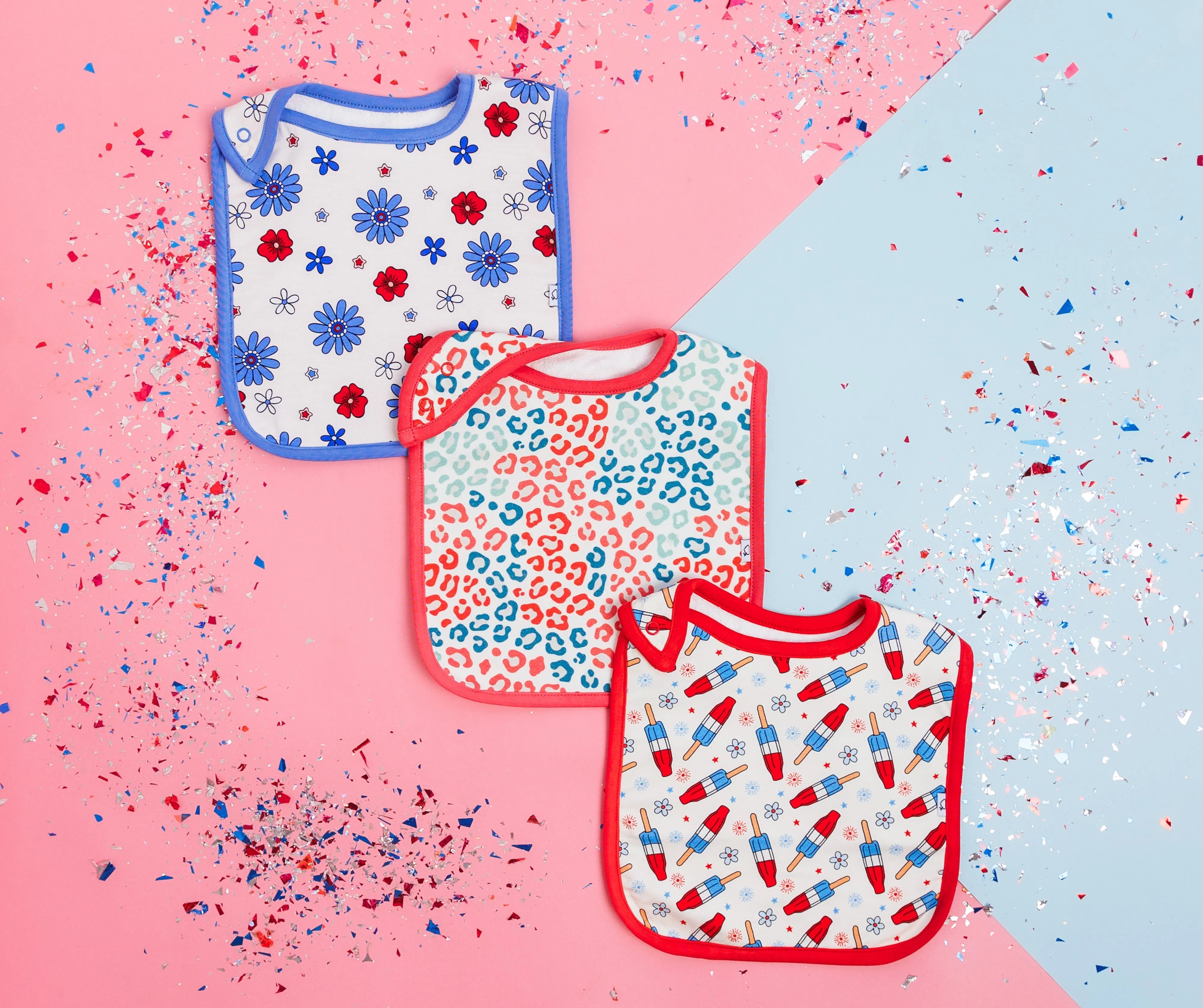 EXCLUSIVE FREEDOM BLOOMS DREAM BABY BIB (PACK)