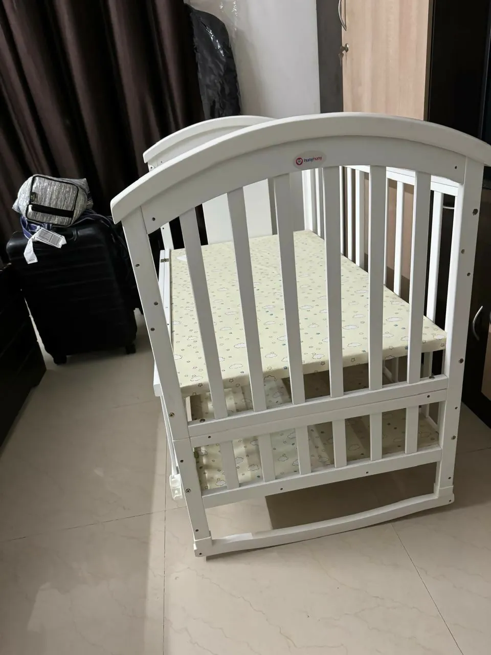HUNY HUNY 12 in 1 Baby Crib/Cot, Dimensions: 122*66*100 cm
