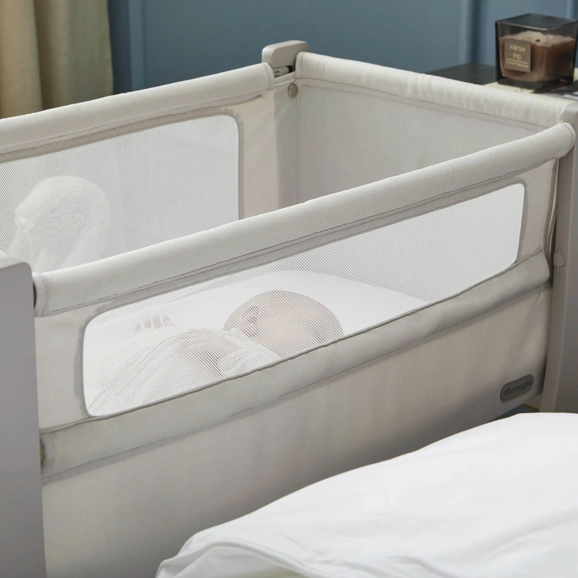 Shnuggle Air Lite Bedside Crib