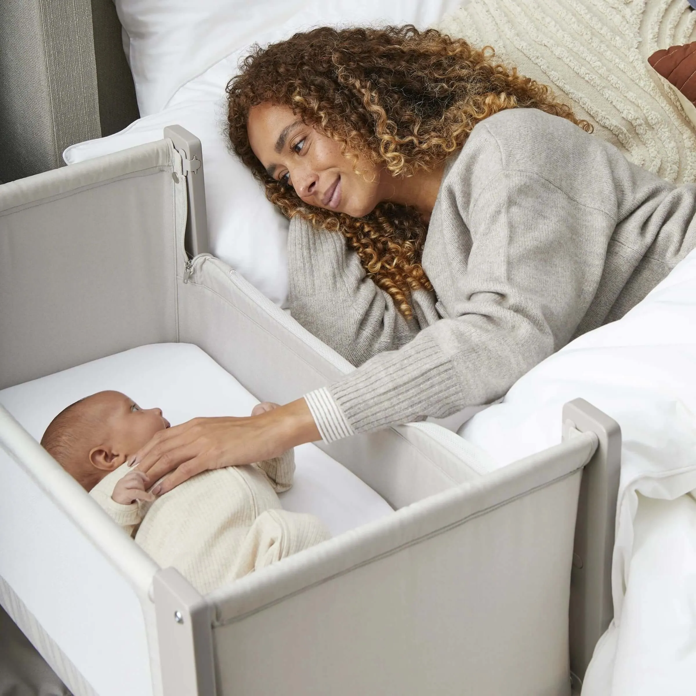 Shnuggle Air Lite Bedside Crib