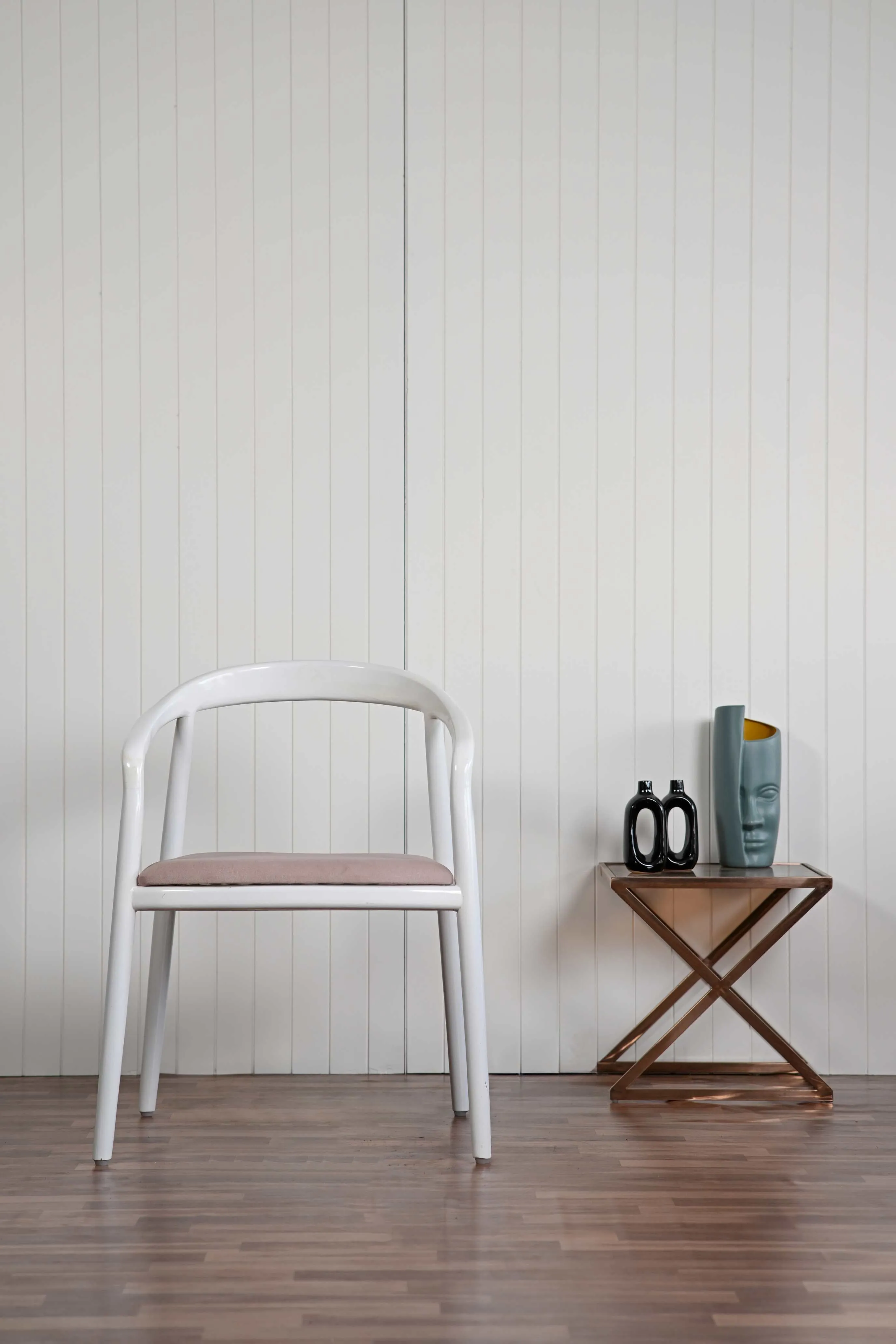 Wooden Chair With White Deco Paint & Comfortable Seating